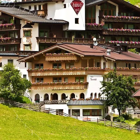 Konukevi Tuxerstuebl Tux