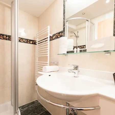 بيت ضيافة Tuxerstuebl تكس