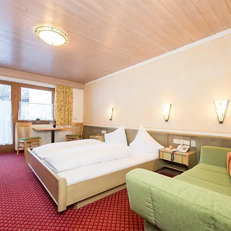 Tuxerstuebl Konukevi