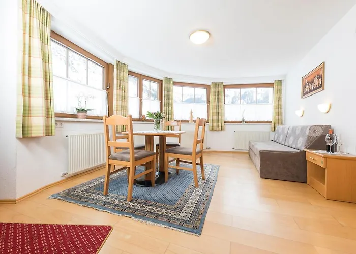 招待所 图科瑟司徒布尔旅馆 图克斯